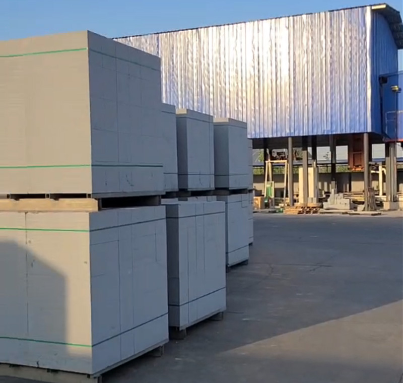 加氣塊廠(chǎng)區(qū)待發(fā)貨區(qū)